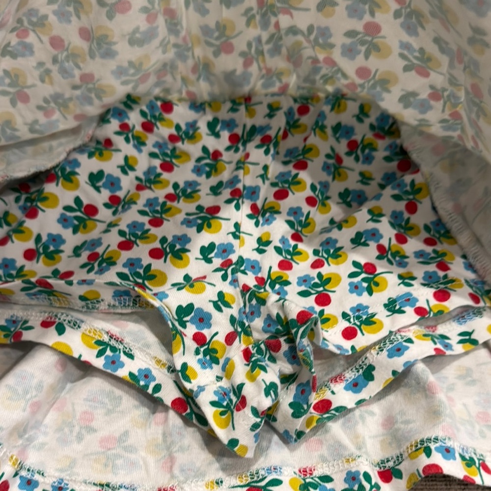 Mini Boden Floral Print Skort - Picture 3 of 4